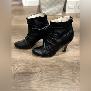 Women’s Facade Heeled Black Boots Size 7